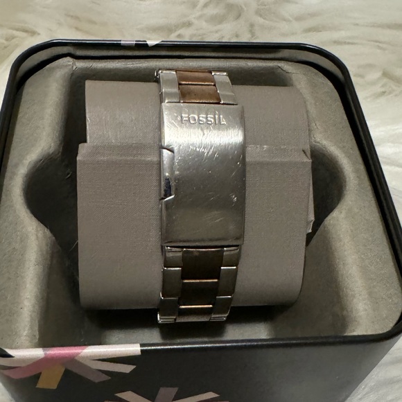 Fossil watch - Picture 2 of 2